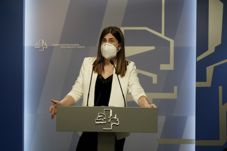 La portavoz de Elkarrekin Podemo-IU, Miren Gorrotxategi, anunció el acuerdo el miércoles pasado. (Raúl BOGAJO-FOKU)