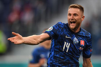 El central del Inter, Milan Skriniar, celebra el definitivo 1-2. (Kirill KUDRYAVTSEV/AFP) 