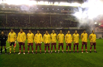 Once que presentó Macedonia en partido que disputó el 28 de diciembre de 2002 en San Mamés (Monika DEL VALLE / FOKU)