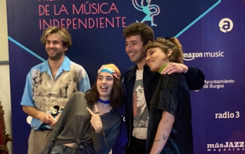 Belako taldeak urteko rock disko onenaren saria eskuratu du MIN sarietan.