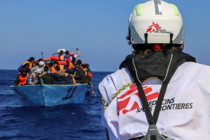 Geo Barents MSFren itsasontziak 410 migratzaile eraman ditu portu segurura ostiral honetan. (Avra Fialas/MSF)