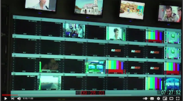 Aditu plataformaren erabilera telebistan, irudian. (ELHUYAR)