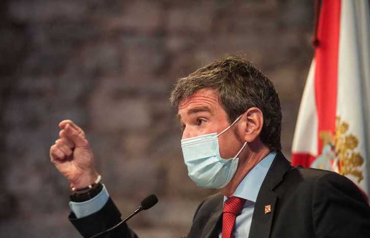 El alcalde de Gasteiz, Gorka Urtaran, en el debate de este jueves. (AYUNTAMIENTO DE GASTEIZ)