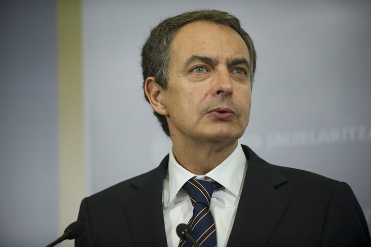 Zapatero, en uno de sus últimos actos como presidente, en Gasteiz en 2011. (Raúl BOGAJO | FOKU)
