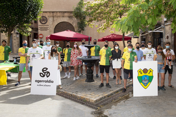 Iragan larunbatean egin zuten, Tuteran, kirol talde berriaren aurkezpena. (Iñigo URIZ/FOKU)