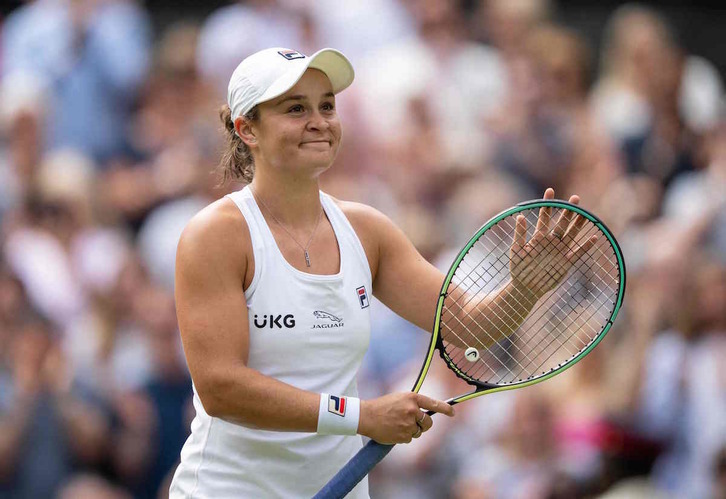 Tras vencer en Roland Garros en 2019, Barty jugará su primera final de Wimbledon. (AELTC/JED LEICESTER/AFP)