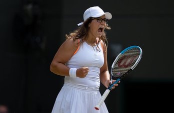 Ane Mintegi, Wimbledoneko finalean tanto bat ospatzen. (WIMBLEDON)