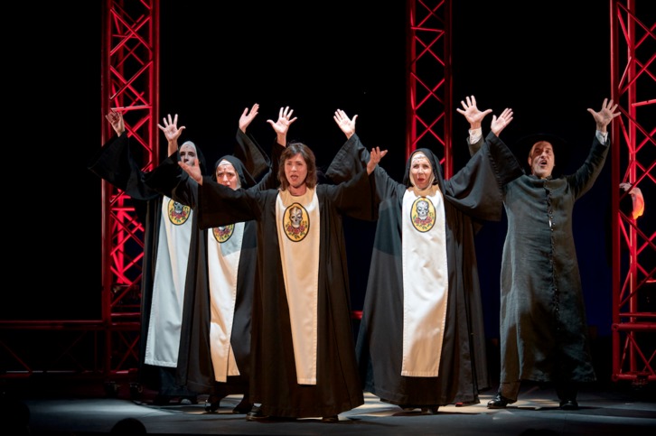 Representación de la obra ‘Yo la peor del mundo’, a cargo de Vaivén Teatro. Pablo LLORENTE 