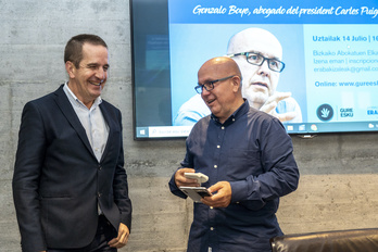 Iñigo Santxo junto a Gonzalo Boye. (Marisol RAMIREZ/FOKU)