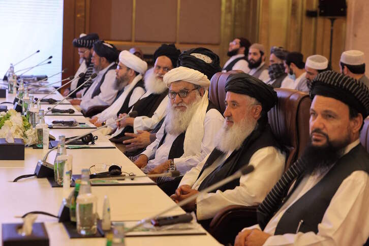 Delegación talibán en Doha. (Karim JAFAAR/AFP)