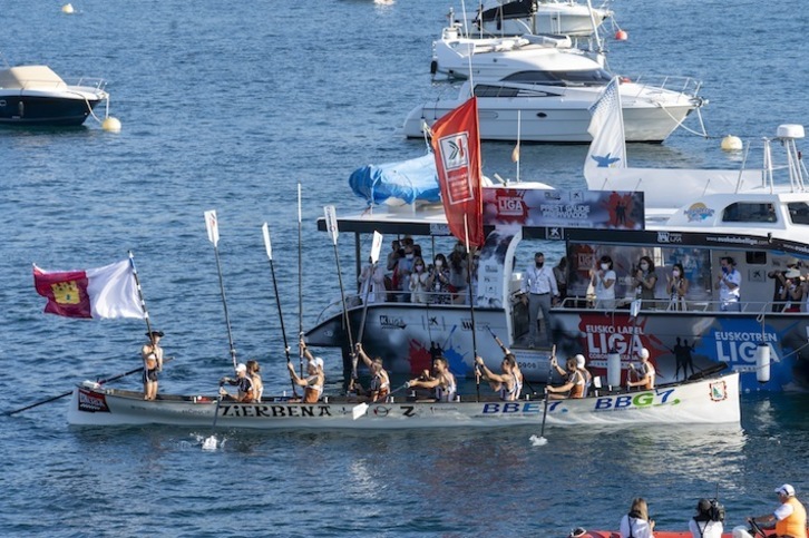 Zierbenako traineruak ezingo du asteburu honetan Eusko Label Ligako estropadetan parte hartu. (Gorka RUBIO / FOKU)