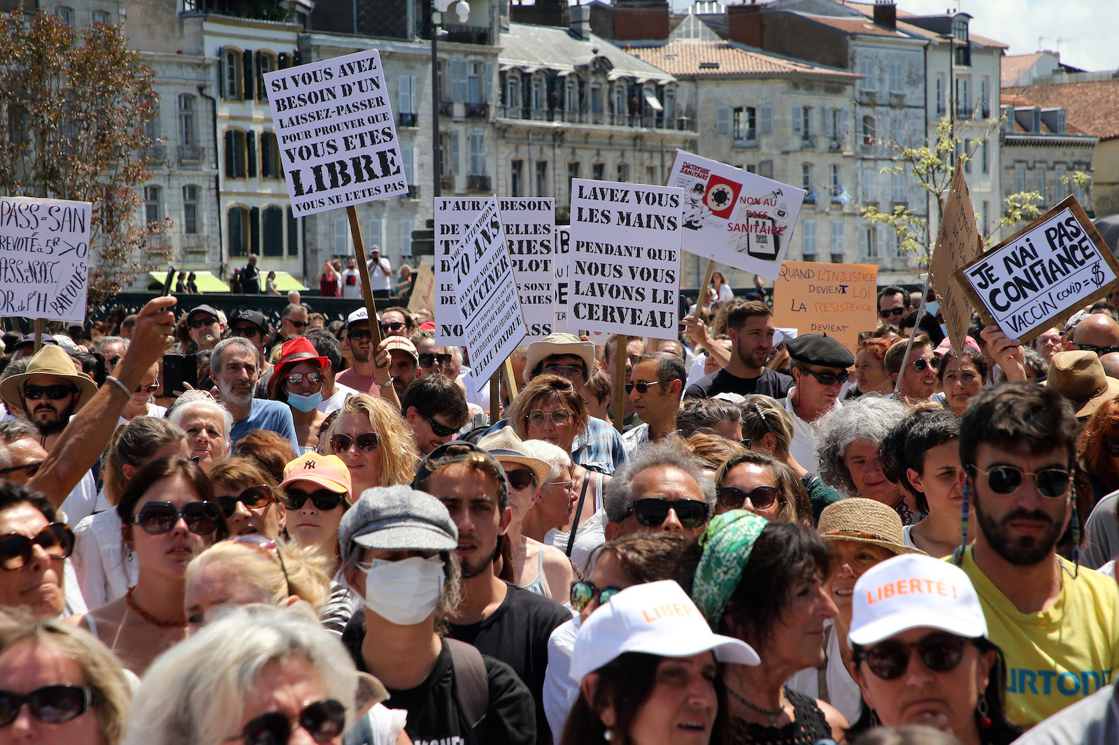 Manifestación en Baiona. (Bob EDME)