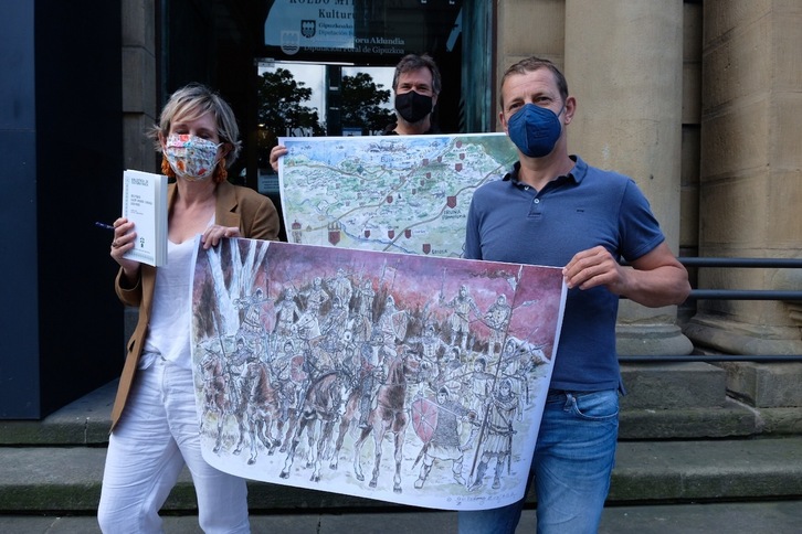 Larraitz Ariznabarreta y Xabier Irujo, al fondo, han revisado lo que existe de cierto en la denominada batalla de Beotibar. (Jon URBE/FOKU)