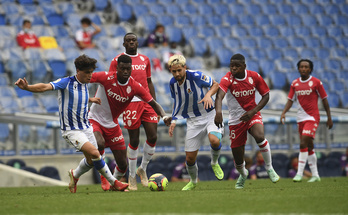 Januzaj ha sido el principal peligro para el Mónaco mientras ha estado en el campo. (Jon URBE/FOKU)