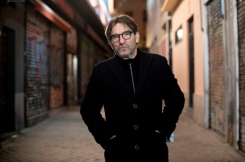 El periodista cinematográfico Javier Tolentino debuta en la dirección con un documental viajero a Irán. (NAIZ)