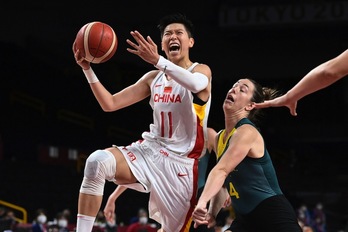 China ha sabido explotar la ausencia de Liz Cambage en las filas de la selección australiana. (Aris MESSINIS / AFP PHOTO)