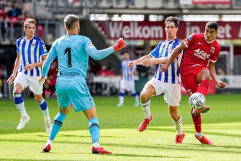 Aboukhlal ha marcado de esta manera el gol que ha decidido el partido. (AZ ALKMAAR)