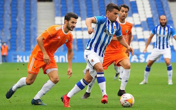 Djouahra ha inquietado muchísimo a la zaga rival durante todo el encuentro. (Burgos FC)