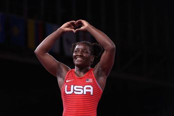 Tamyra Mensah-Stock, garaipena ospatzen. (Jack GUEZ / AFP)