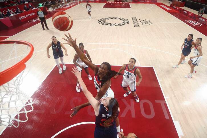 Estados Unidos se ha impuesto con facilidad a la selección serbia. (Gregory SHAMUS/AFP)