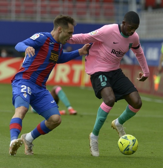 Rober Correa seguirá en el Eibar hasta 2024. (Jon URBE / FOKU)