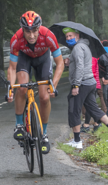 Mikel Landa, en su vuelta en la Klasikoa tras su caída del Giro. (Andoni CANELLADA/FOKU)