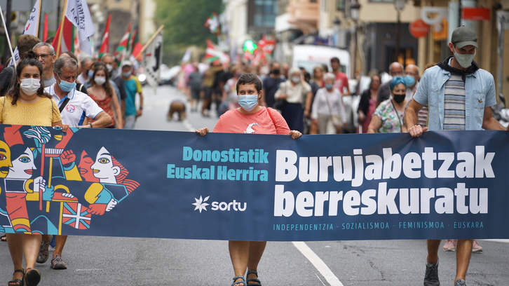 Sorturen manifestazioa larunbat honetan Donostian. (Gotzon ARANBURU | FOKU)