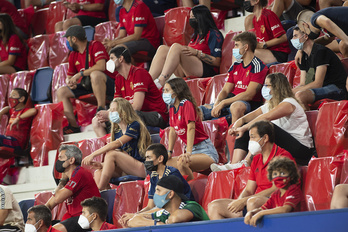 La afición rojilla pudo volver a disfrutar de los suyos en vivo. (Iñigo URIZ/FOKU)