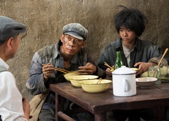 Zhang Yimou zuzendari txinatarraren «Yi Miao Zhong/ One Second» filmaren irudi bat. (DONOSTIA ZINEMALDIA)