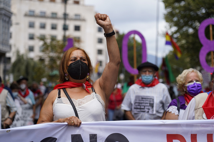 Pensionistas, este lunes también en las calles de Bilbo. (Arirtz LOIOLA | FOKU)