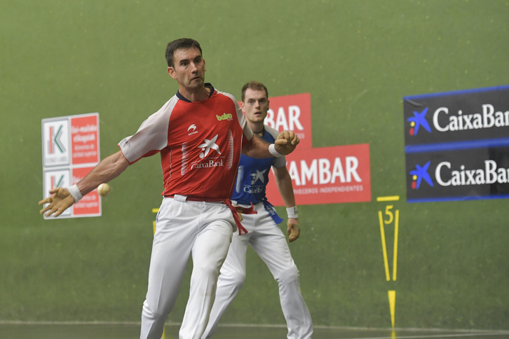 Urrutikoetxea-Martijak play-offetan egotea ziurtatu nahi dute ostiralean Aiegin. (Idoia ZABALETA/FOKU)