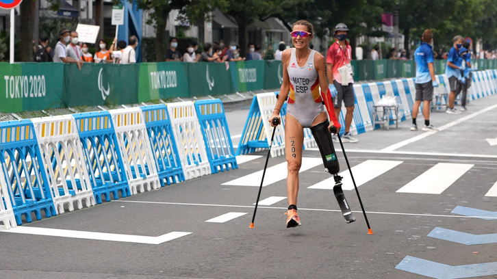 Rakel Mateo, triatloian lehiatzen Tokioko Paralinpiar Jokoetan. (BASQUE TEAM)