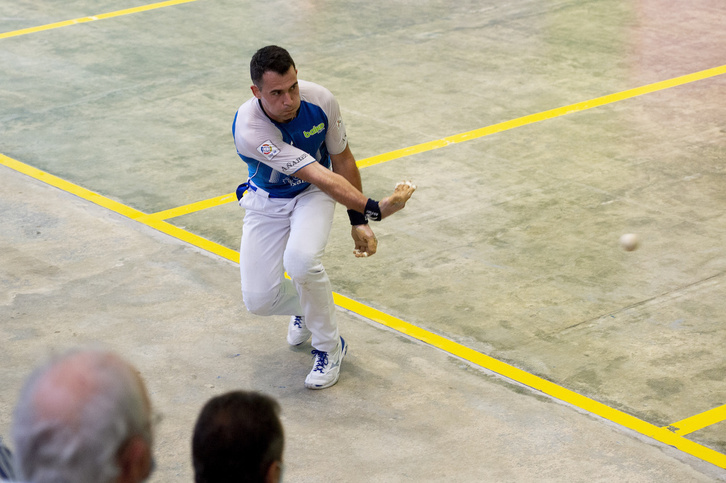 Erik Jakak erakustaldi bat eman du erasoan, era guztietako tantoak lortuz. (Iñigo URIZ/FOKU)