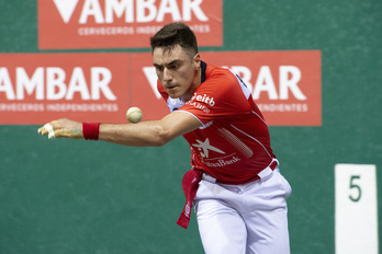 Peio Etxeberriak itzulera zaila izango du lau asteren ostean. (Iñigo URIZ/FOKU)