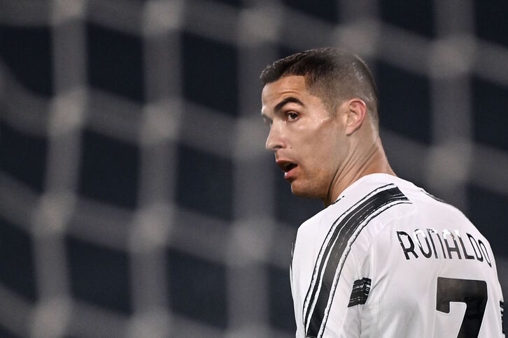 CR7, en uno de sus últimos partidos con la Juve. (Marco BERTORELLO | AFP)