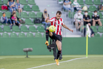 Iñigo Lekue durante un entrenamiento en Lezama. (Aritz LOIOLA / FOKU)