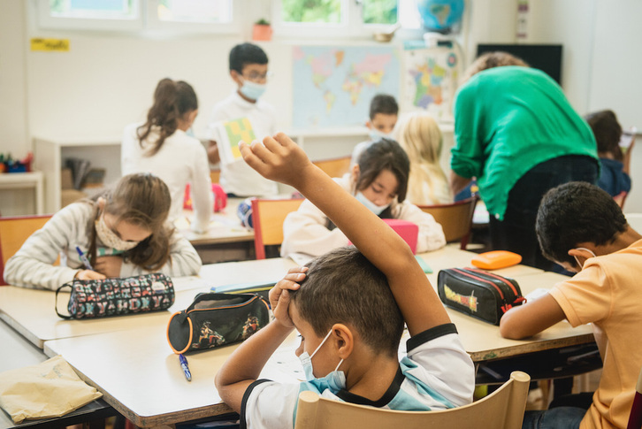 Baionako Marie Curie ikastetxe publikoko ikasleak ikasturte berriko lehen eskola egunean. Guillaume Fauveau