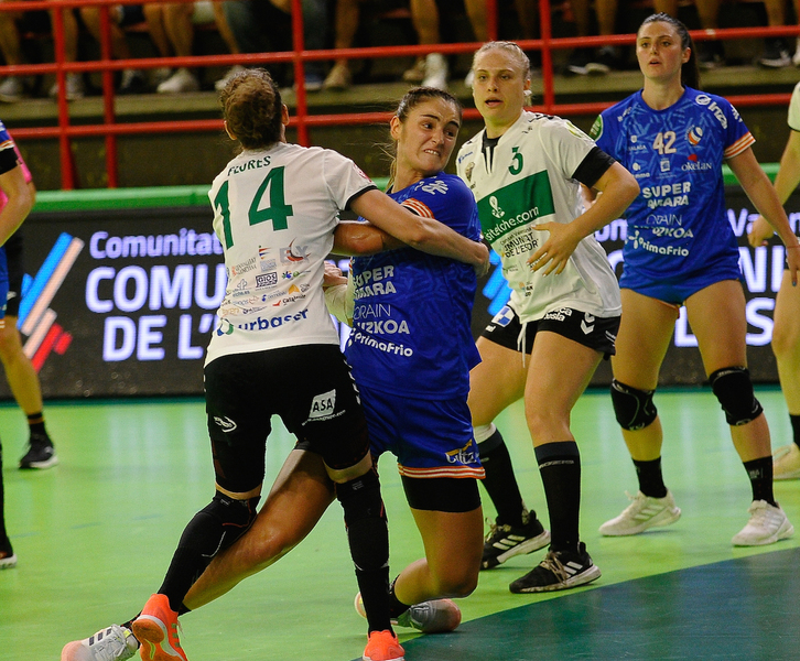 El Elche no le ha permitido ni la más mínima licencia a un errático Bera Bera. (LOF)