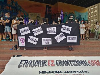 Elkarretaratzea Barakaldoko Herriko Plazan. (Argitan)