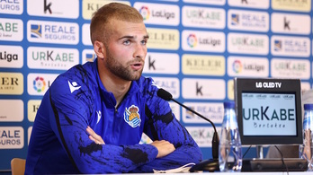 Aritz Arambarri pozik agertu da Sanse ematen ari den mailarekin. (Real Sociedad)