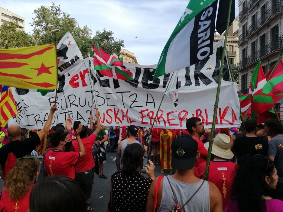 Ehun mugimendua también ha acudido a Barcelona. (@ehuduz)