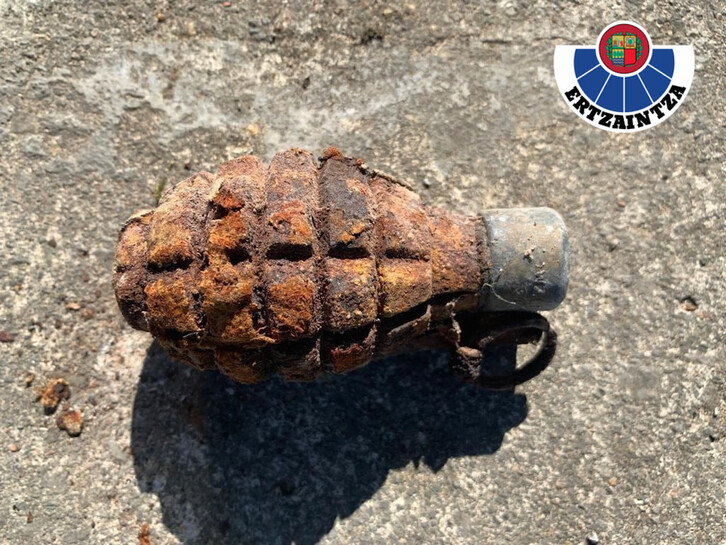 Una granada de mano desactivada por la Ertzaintza. (ERTZAINTZA)