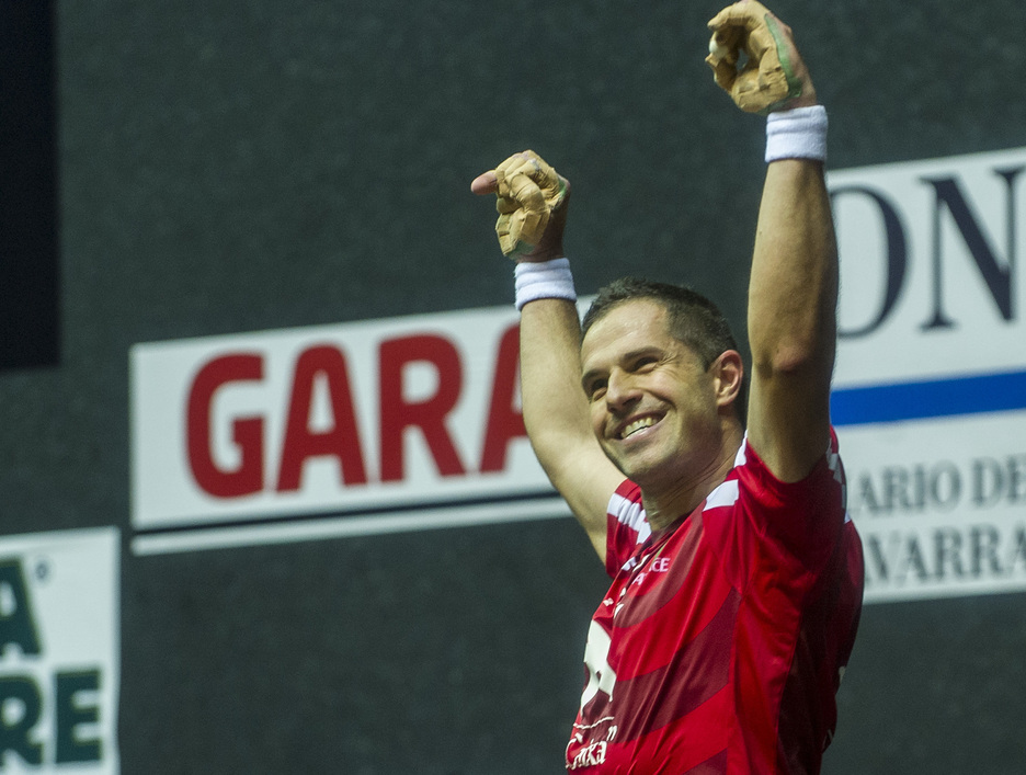 Inoizko pilotari onentako bat izan da Aimar Olaizola. (Monika DEL VALLE / FOKU) Inoizko pilotari onentako bat izan da Aimar Olaizola. (Monika DEL VALLE / FOKU)