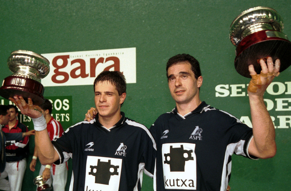 1999an, Donostia torneoa irabazi zuen, Aitor Elkororekin. (FOKU) 1999an, Donostia torneoa irabazi zuen, Aitor Elkororekin. (FOKU)