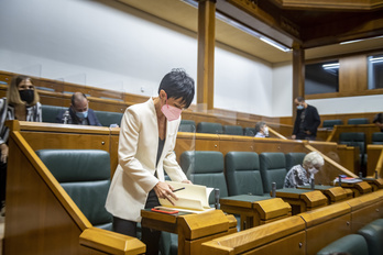 Maddalen Iriarte, portavoz de EH Bildu, en la sesión de hoy. (Jaizki FONTANEDA / FOKU)