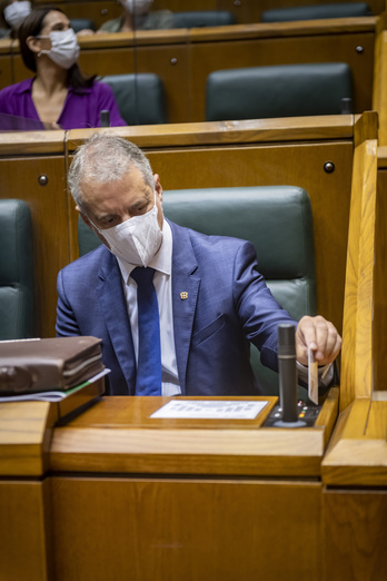 Iñigo Urkullu, en el pleno sobre política general del Parlamento de Gasteiz. (Jaizki FONTANEDA/FOKU)