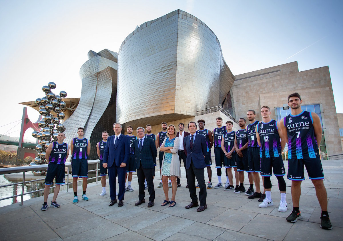 Este viernes se ha presentado el nuevo patrocinador nominal de Bilbao Basket, la empresa Surne. (BILBAO BASKET)