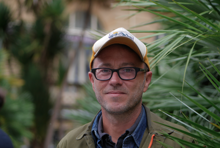 El realizador francés, este sábado en Donostia. (Gotzon ARANBURU | FOKU)