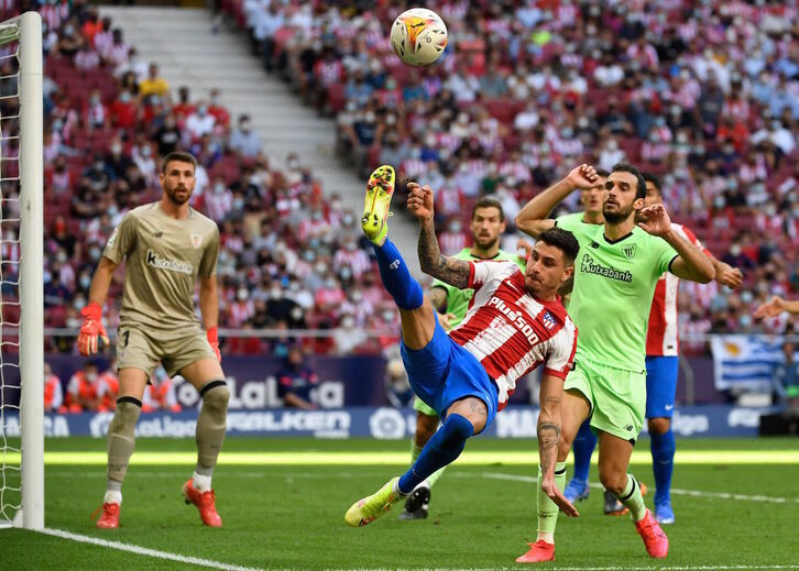 Unai Simón no ha encajado ningún gol en los tres partidos que ha disputado en esta Liga. (Pierre-Philippe MARCOU / AFP)