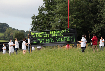 Le groupe, qui compte une dizaine de membres, espère être rejoint par d'autres soignants. © Bob EDME